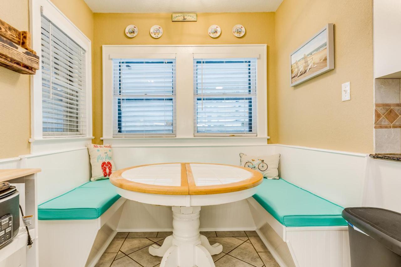 Villa Nautical Niche- Upstairs Galveston Esterno foto